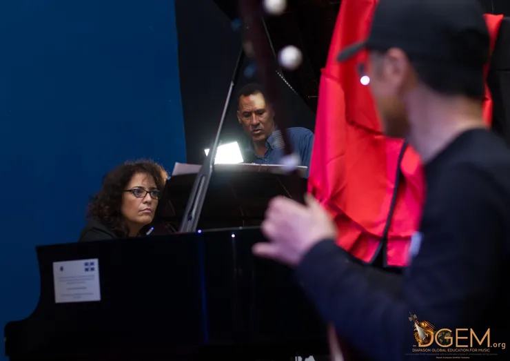 rs=w_740,cg_true,m (10)