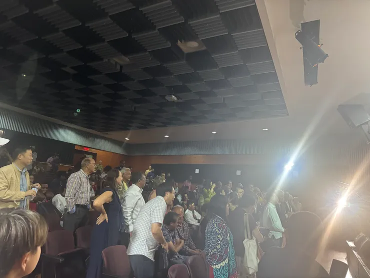 rs=w_740,cg_true,m (11)